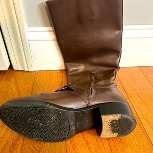 Tory Burch size 7M boots brown